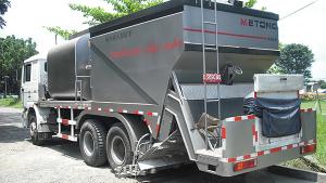  شاحنة تحميل وتفريغ الاسفلت LMT5311TFC 